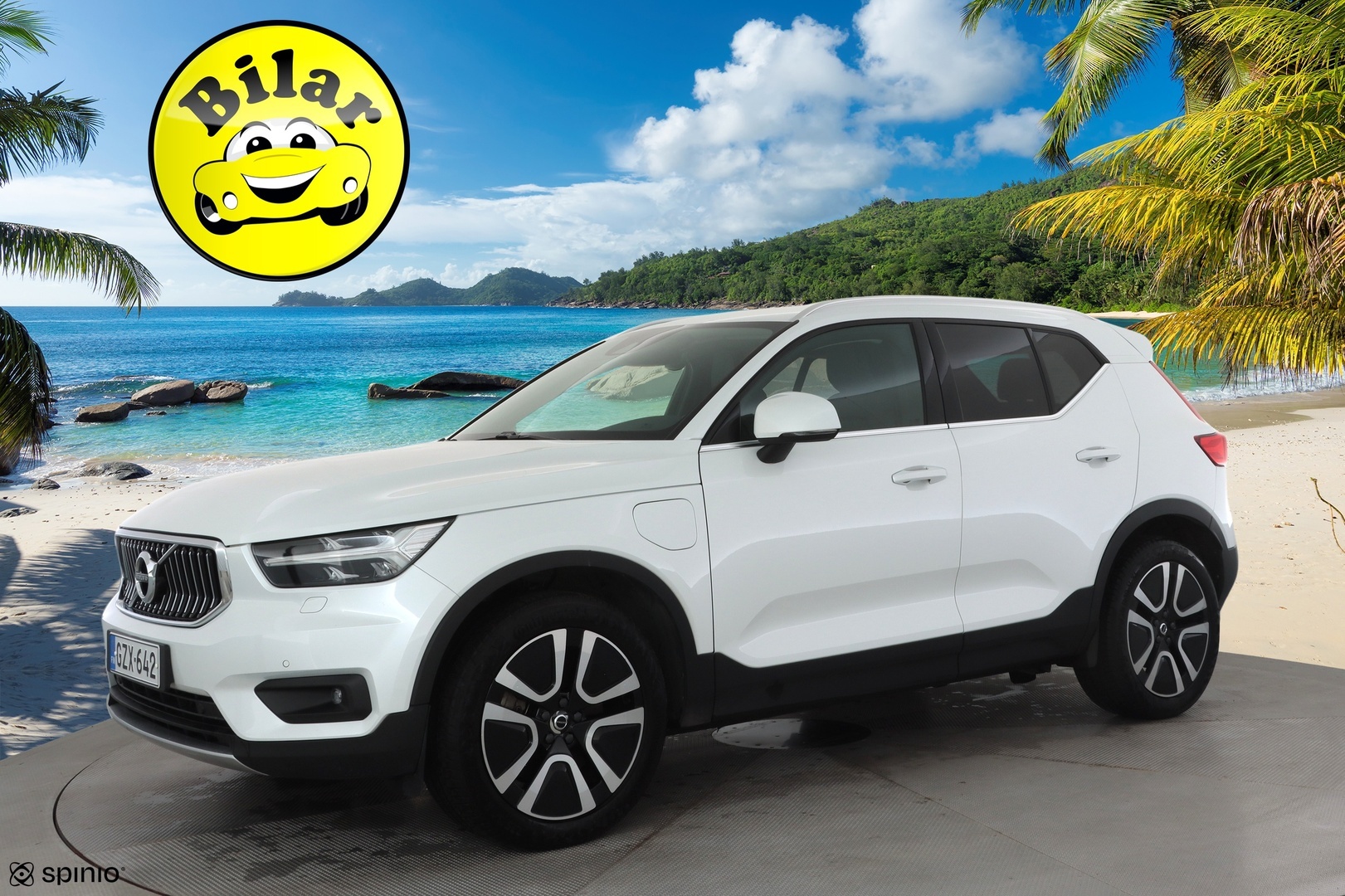 VOLVO XC40 2021