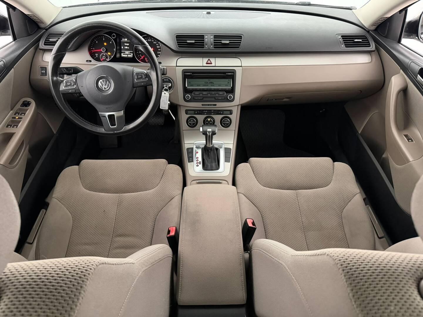 VOLKSWAGEN Passat 2009