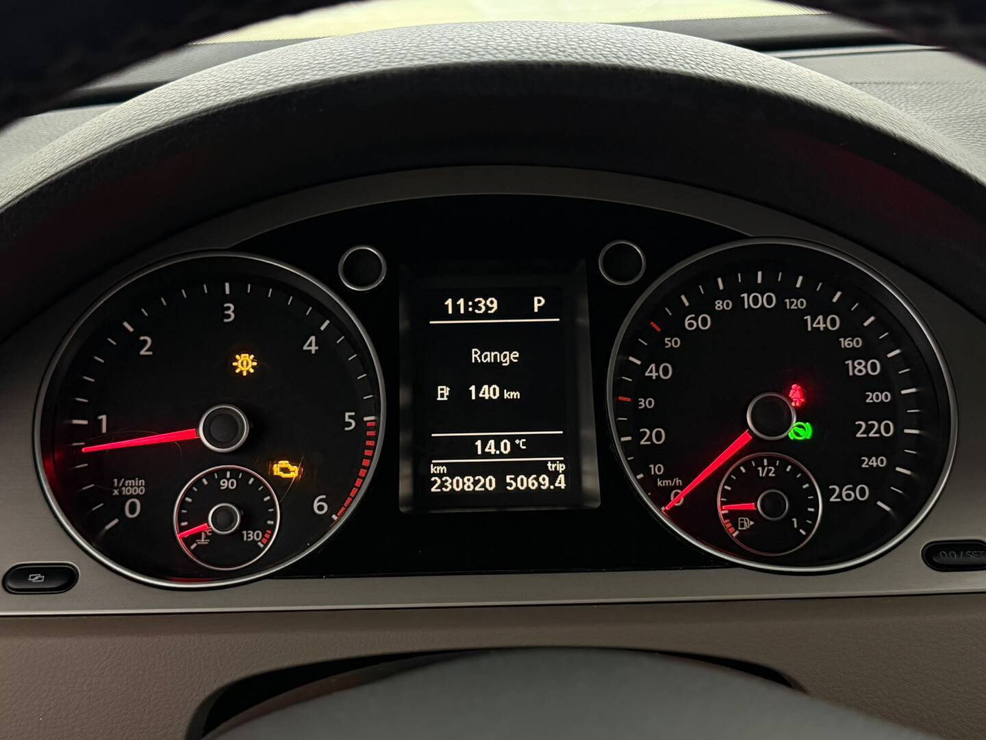 VOLKSWAGEN Passat 2009