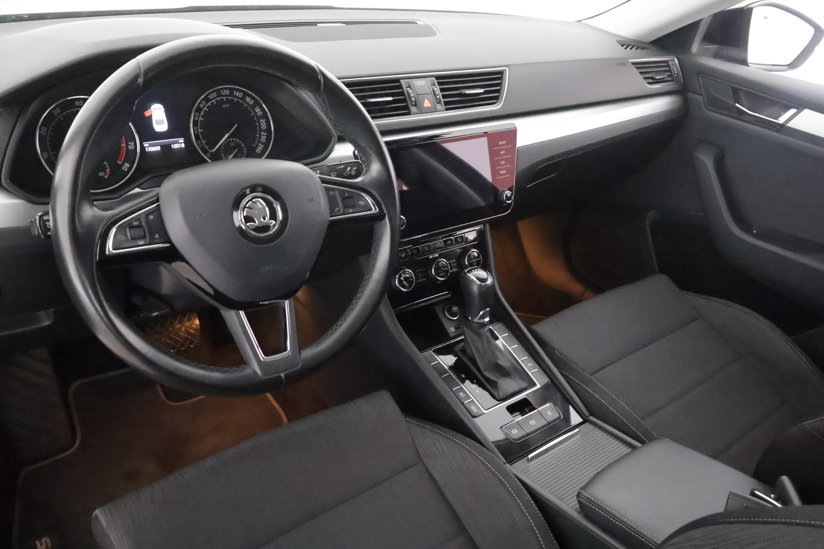 SKODA Superb 2018