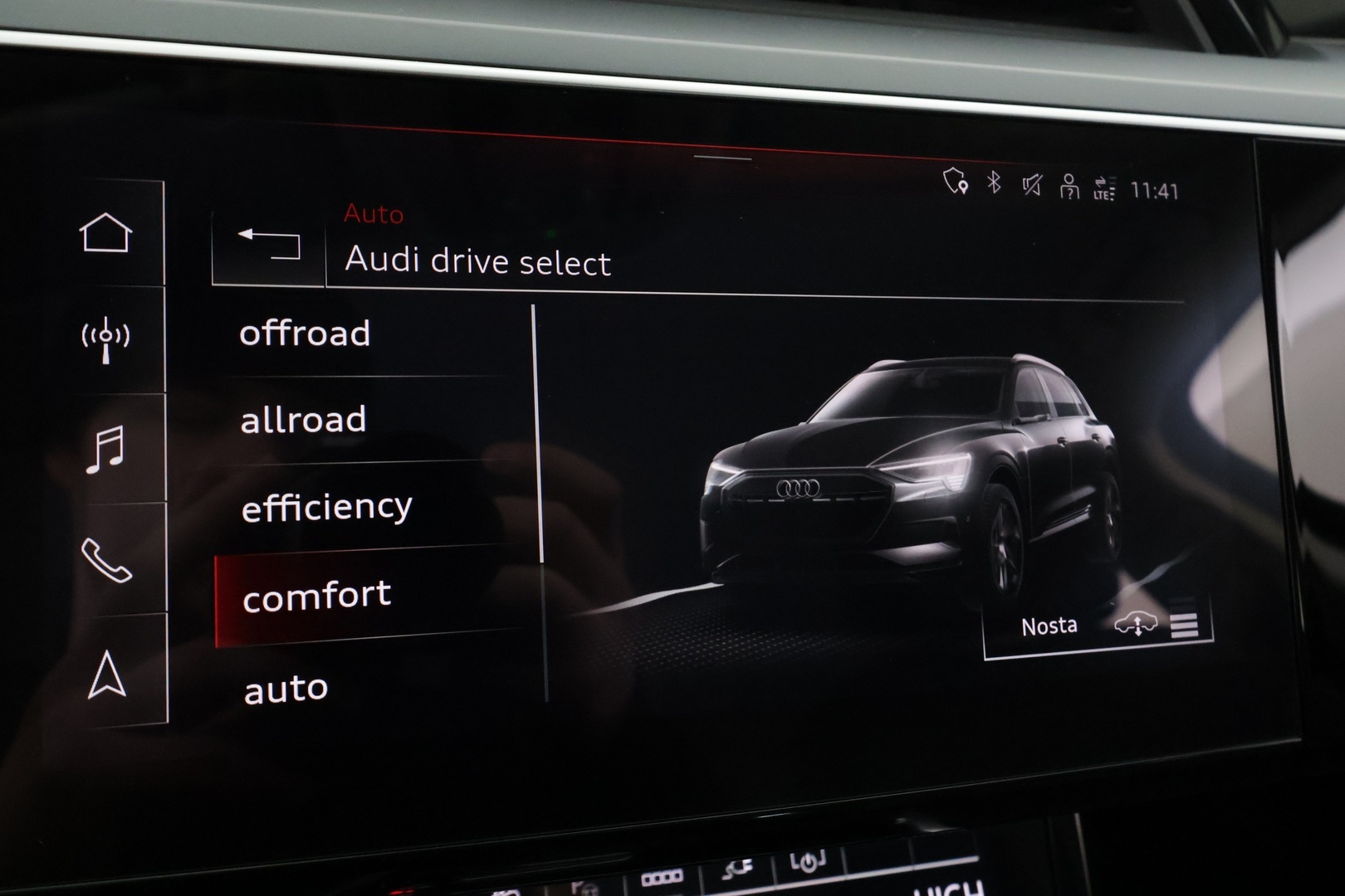 AUDI e-tron 2022