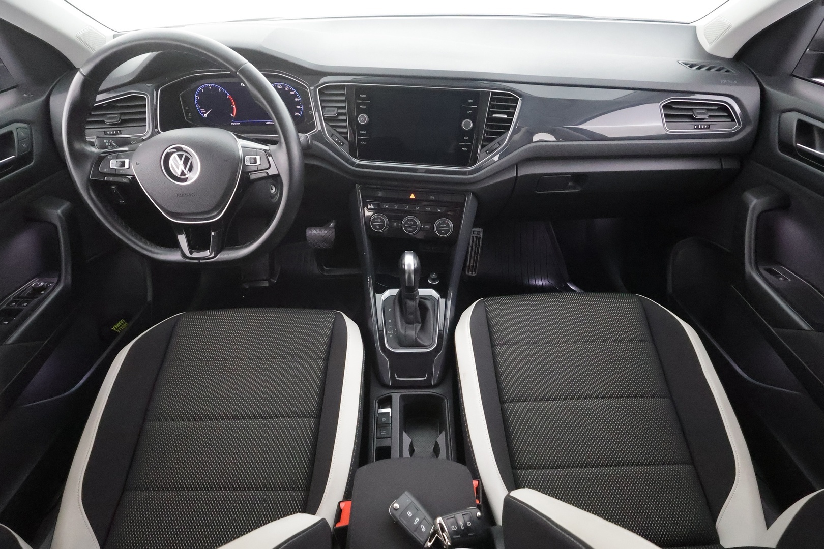 VOLKSWAGEN T-Roc 2021