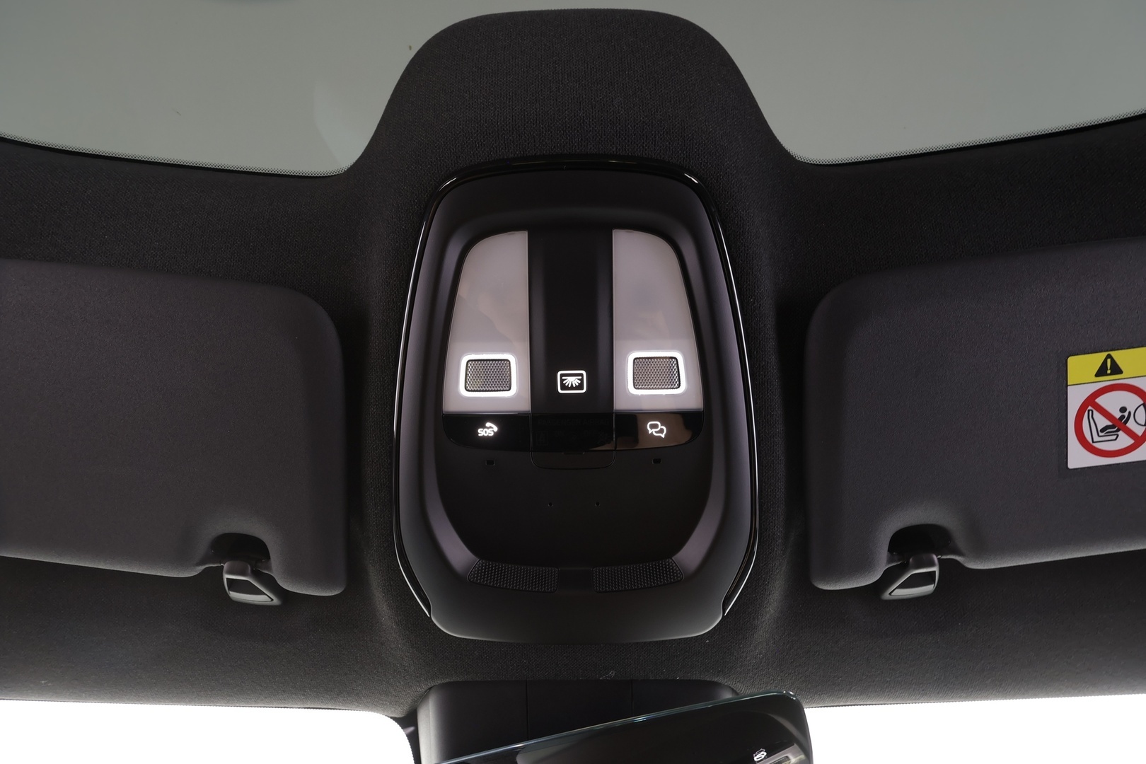 VOLVO C40 2023