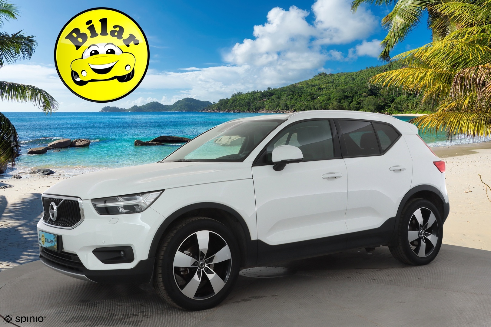 VOLVO XC40 2021
