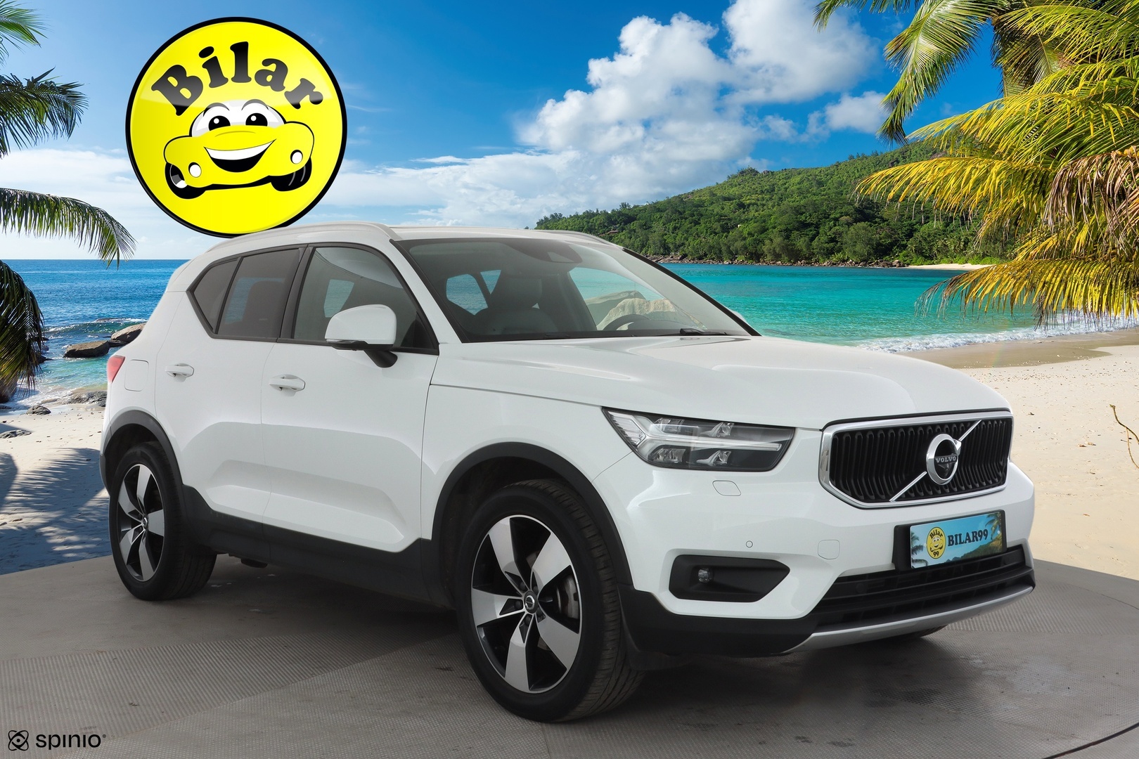 VOLVO XC40 2021