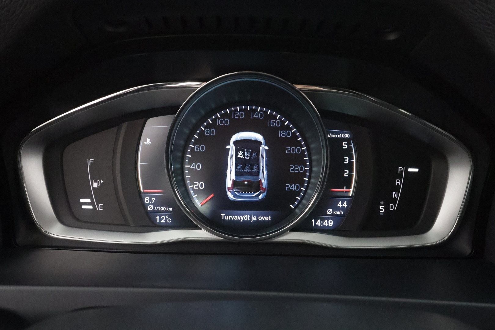 VOLVO V60 Cross Country 2016