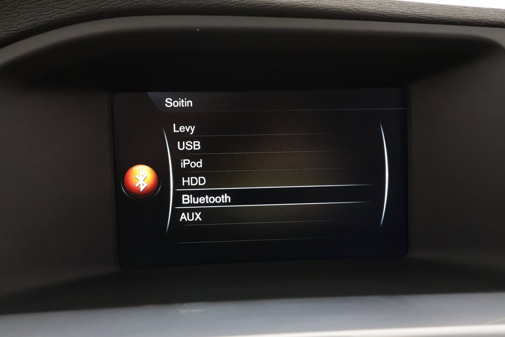 VOLVO V60 Cross Country 2016