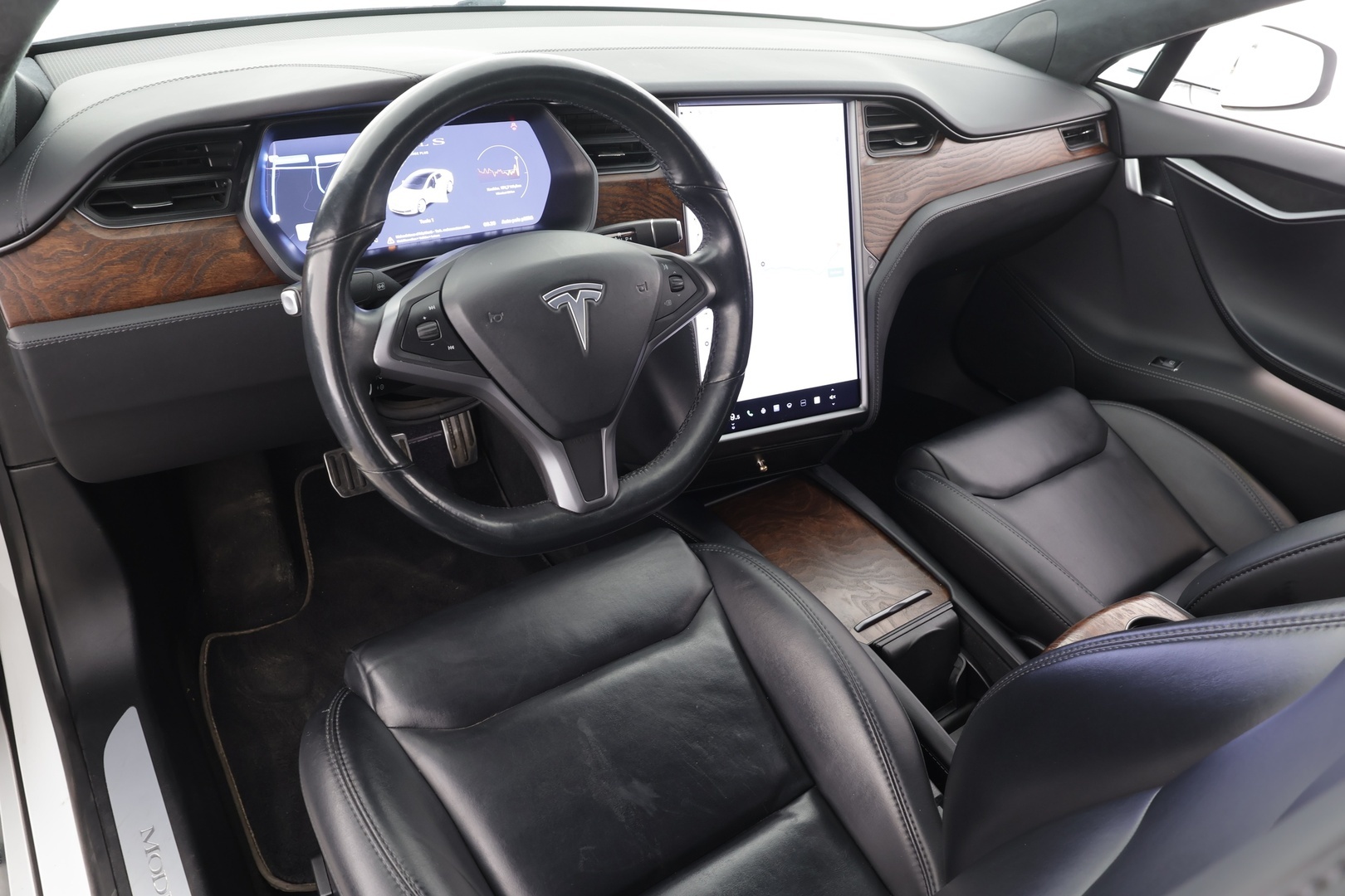 TESLA Model S 2021