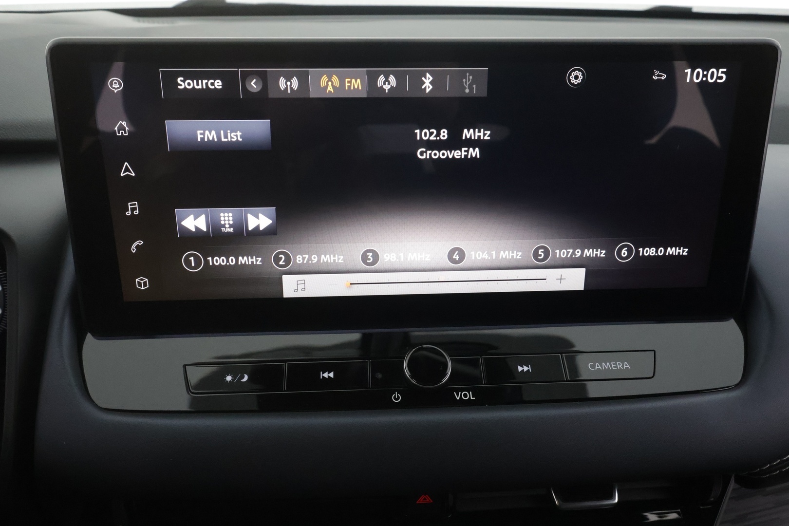 NISSAN Qashqai 2023