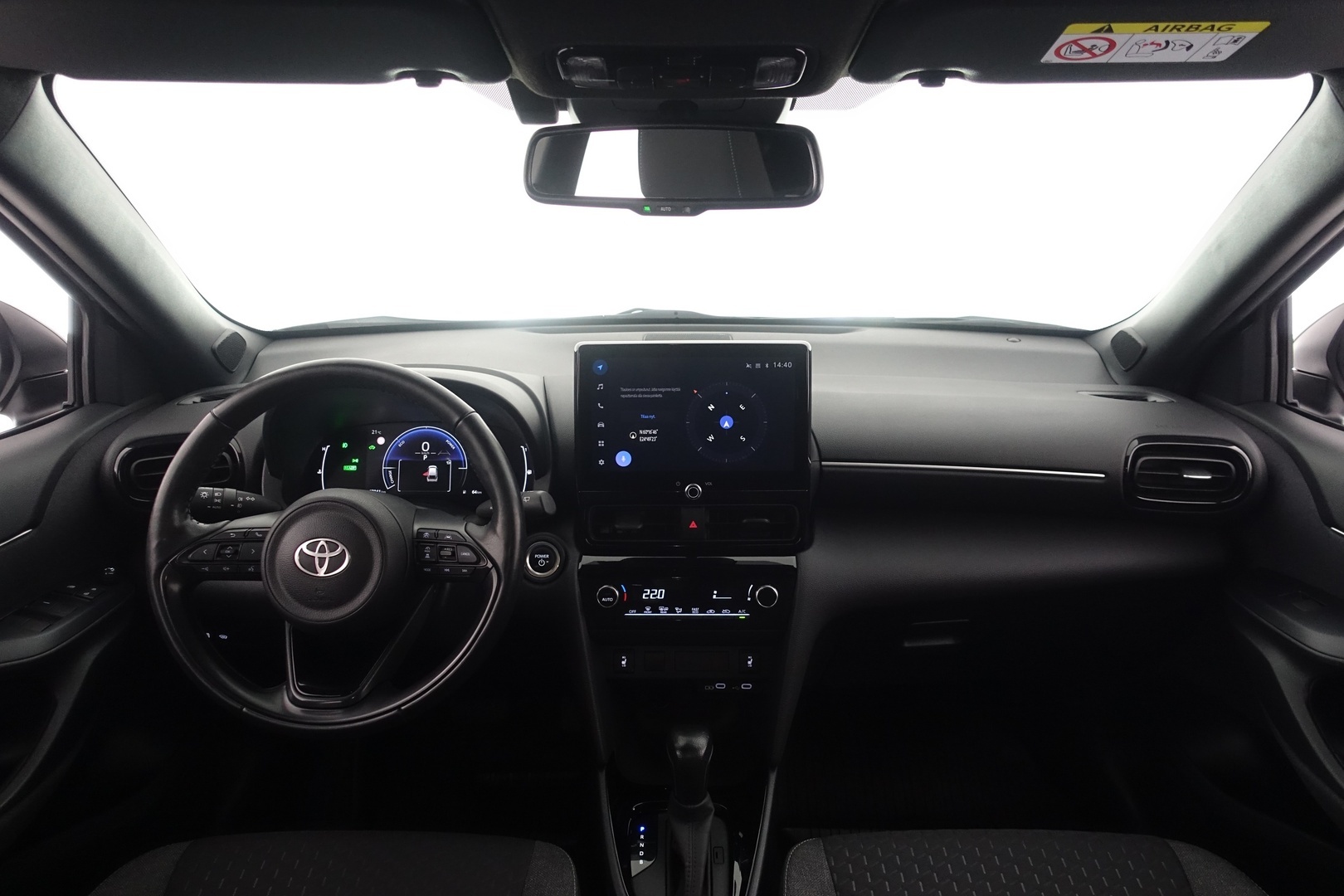 TOYOTA Yaris Cross 2024