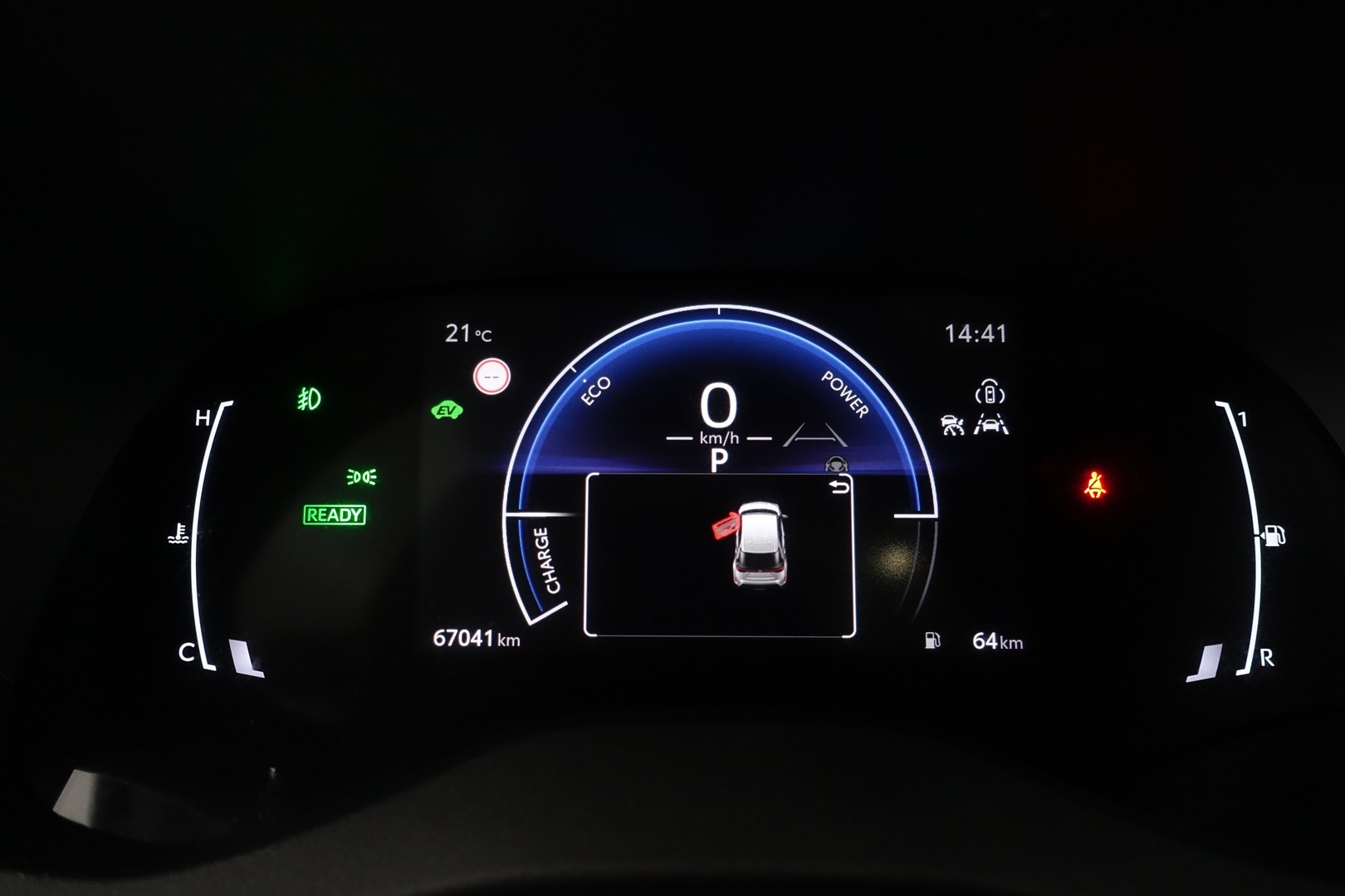 TOYOTA Yaris Cross 2024