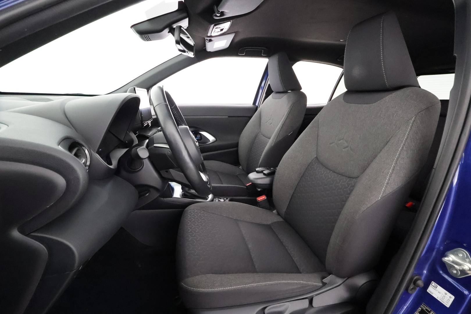 TOYOTA Yaris Cross 2023