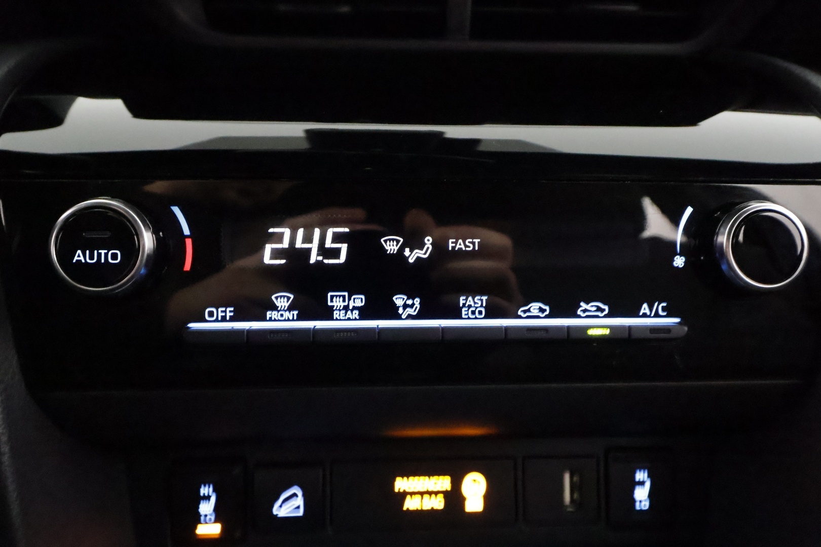 TOYOTA Yaris Cross 2023