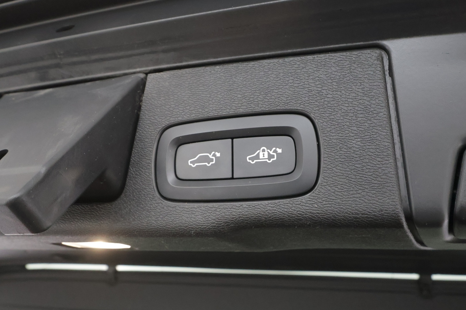 VOLVO XC60 2020
