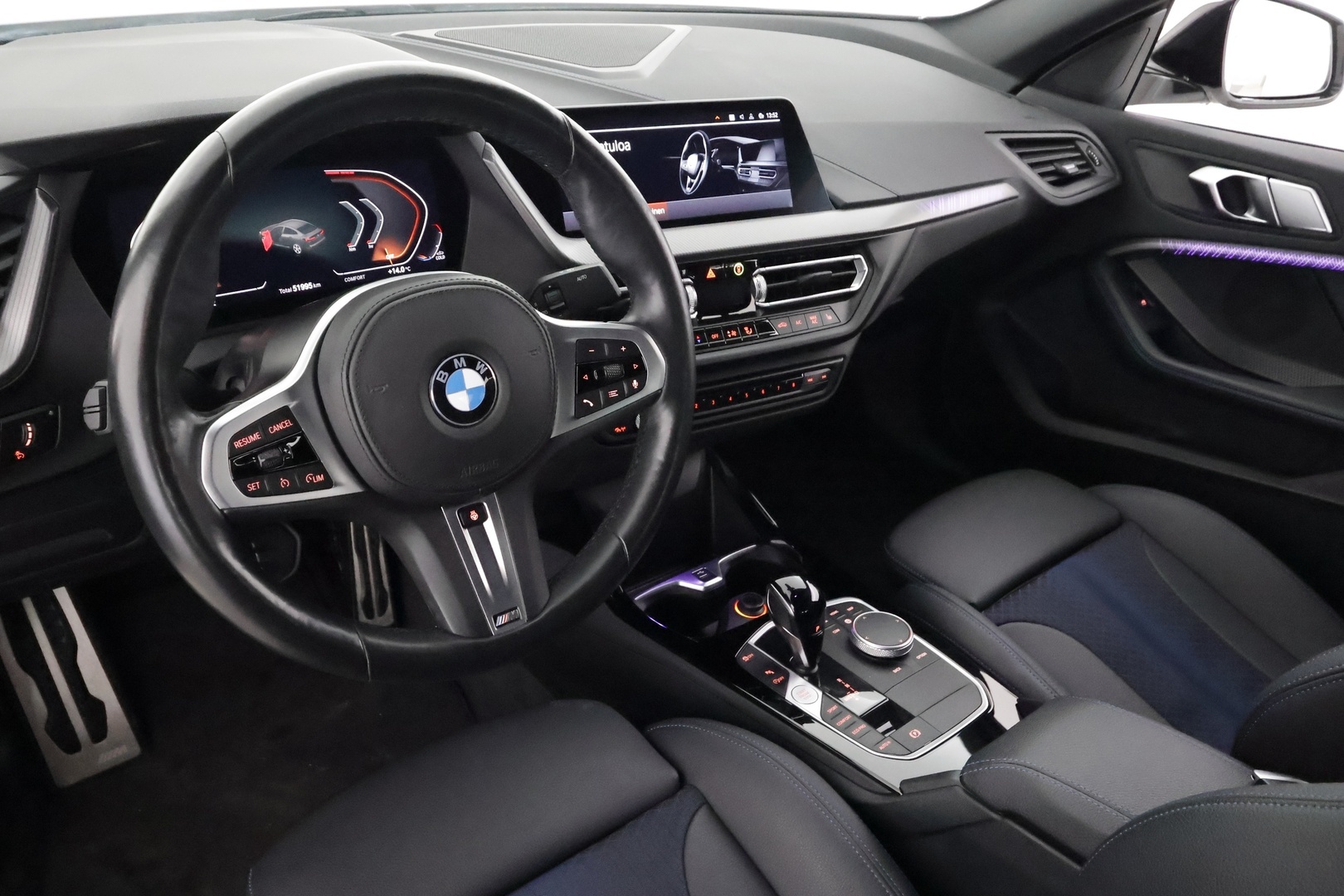 BMW 218 2022