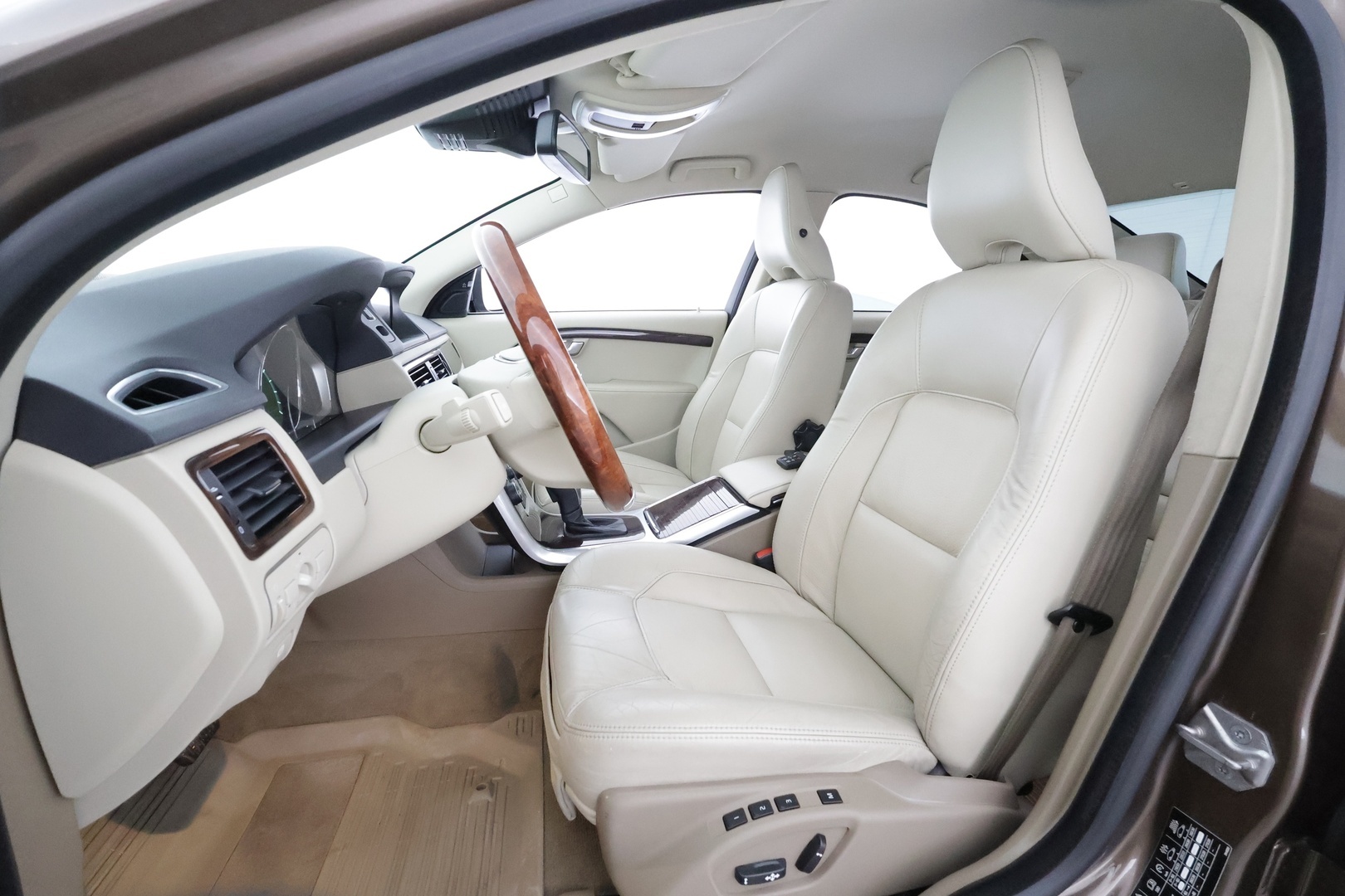 VOLVO S80 2014