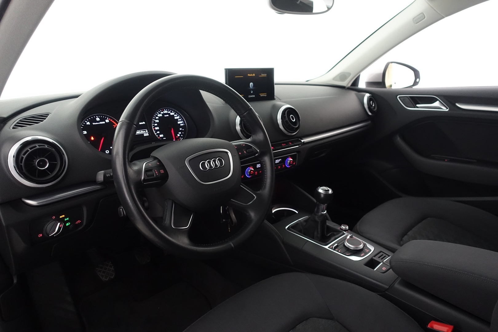 AUDI A3 2015