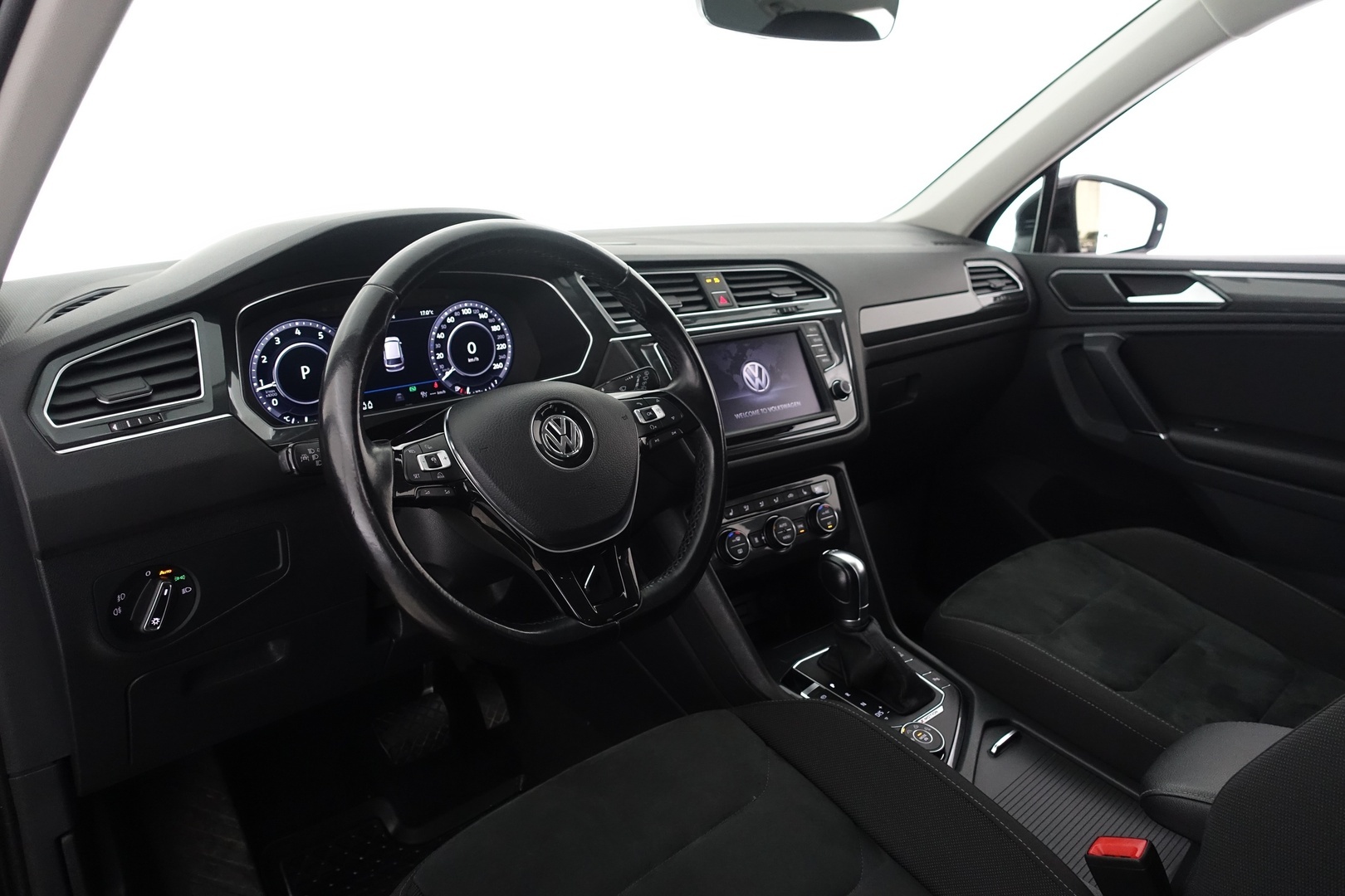 VOLKSWAGEN Tiguan 2017