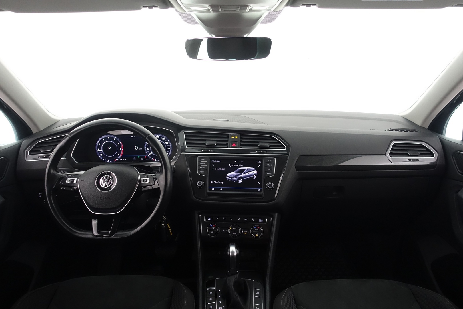 VOLKSWAGEN Tiguan 2017