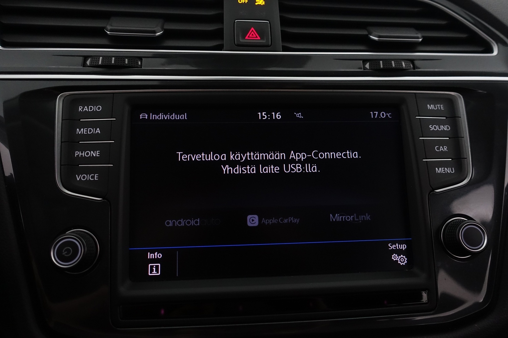 VOLKSWAGEN Tiguan 2017