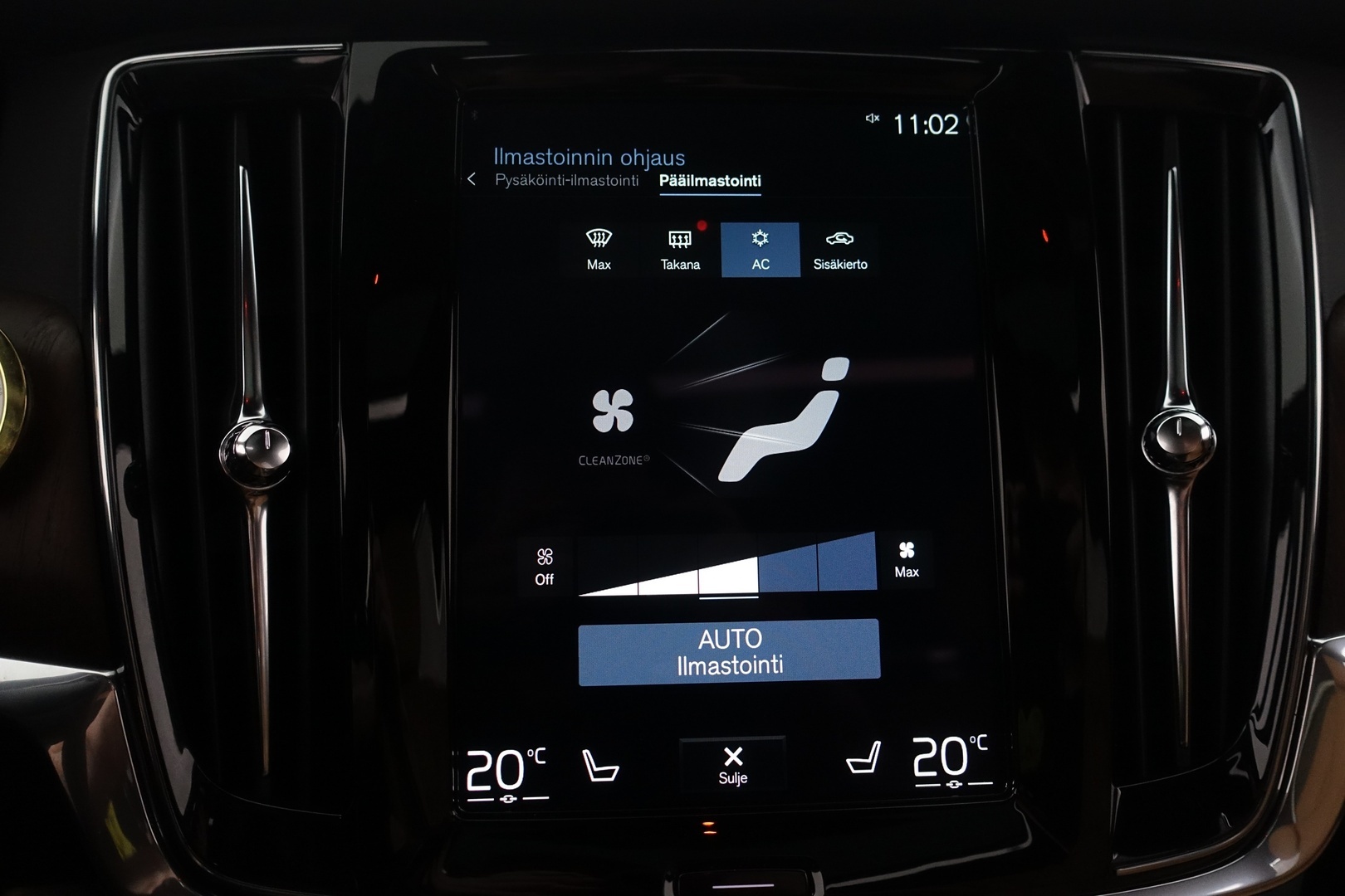 VOLVO S90 2021