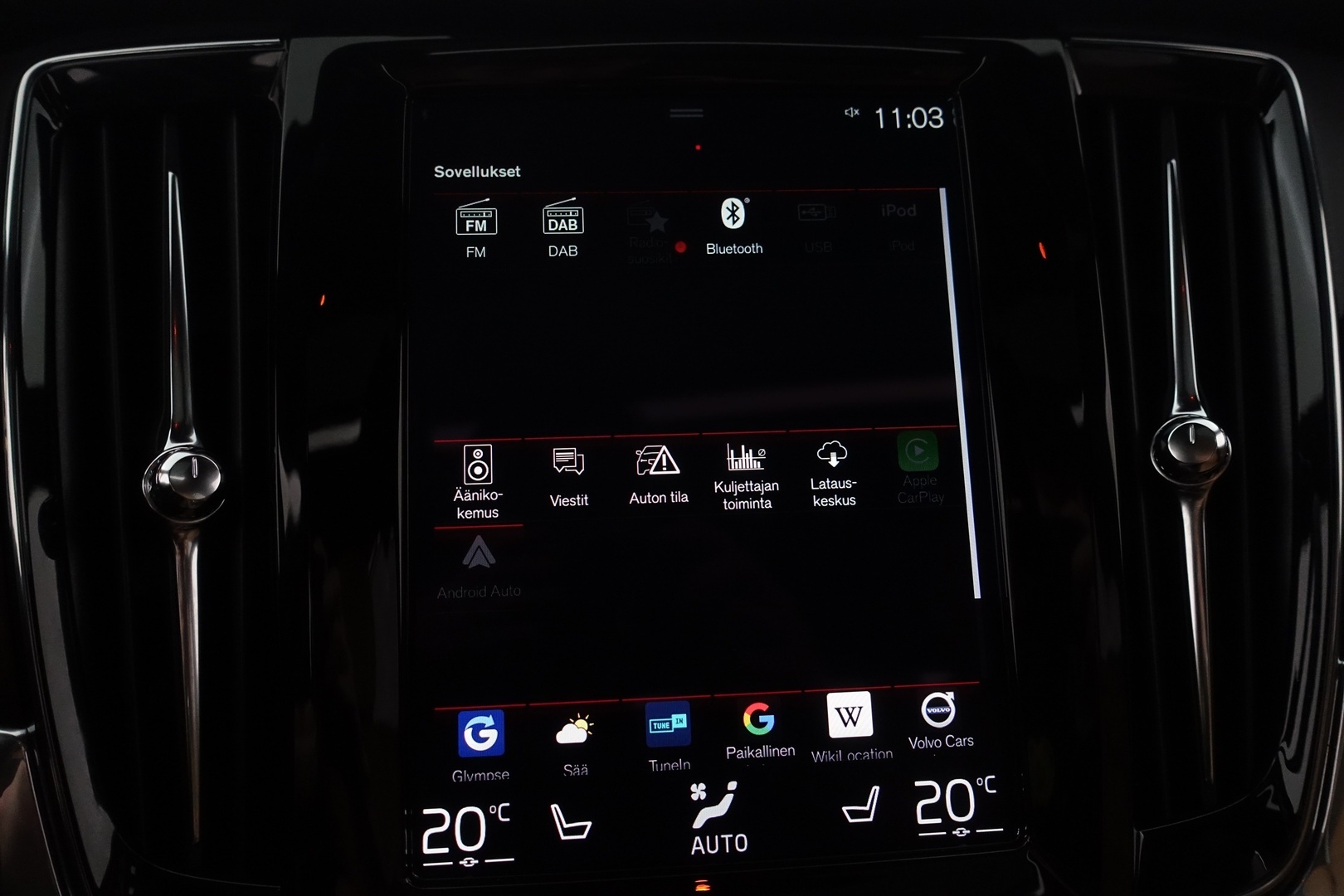 VOLVO S90 2021