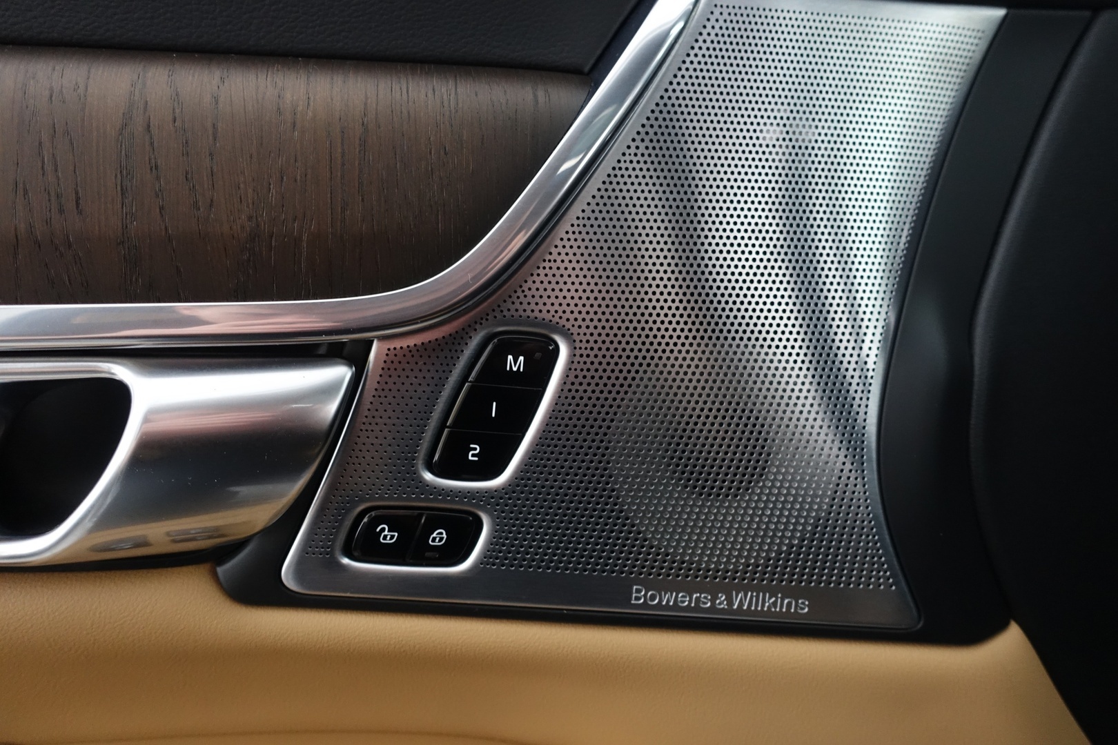 VOLVO S90 2021