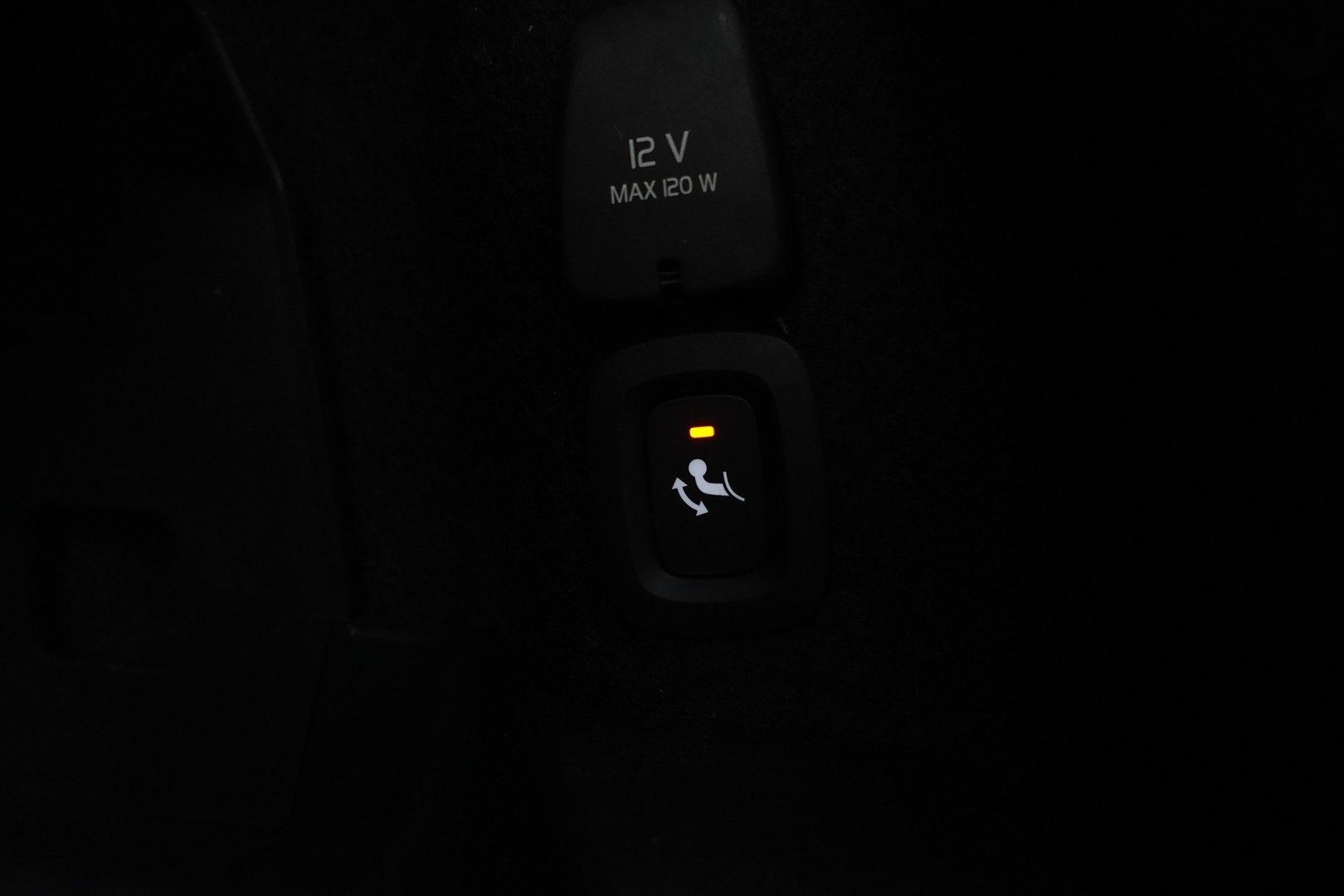 VOLVO S90 2021