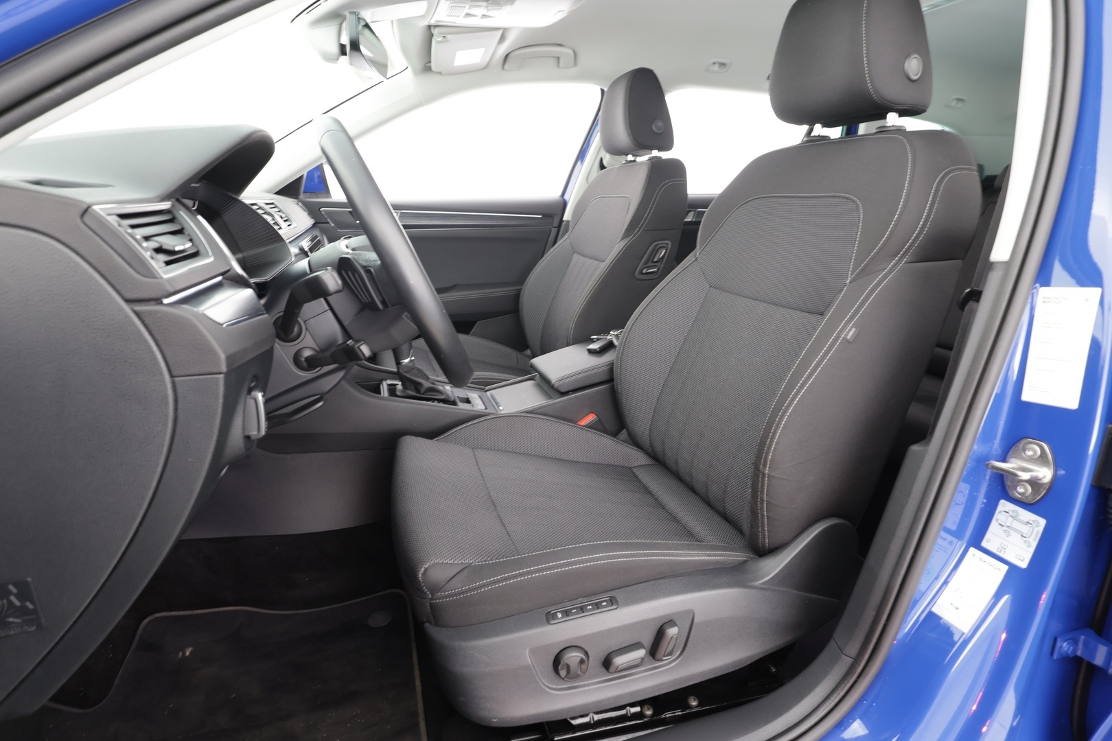 SKODA SUPERB 2023
