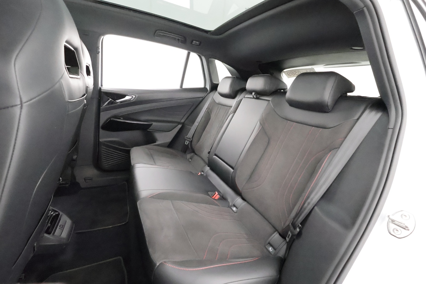 VOLKSWAGEN ID.4 2023