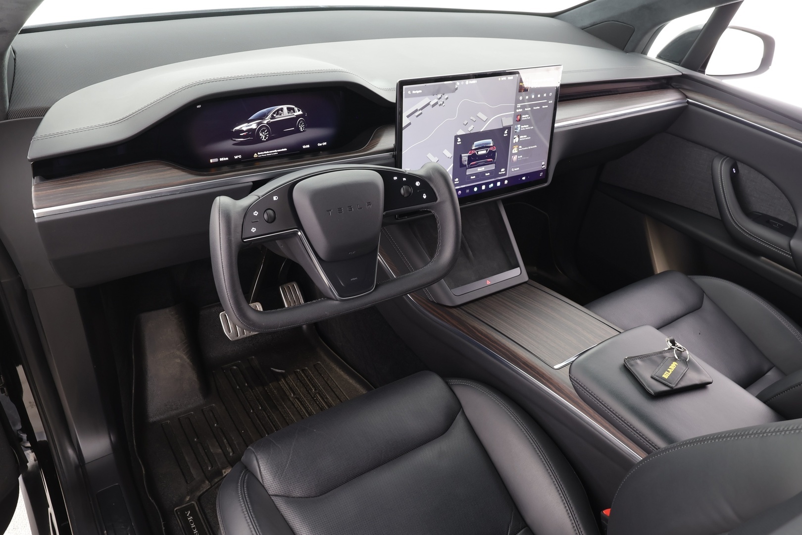 TESLA MODEL X 2023