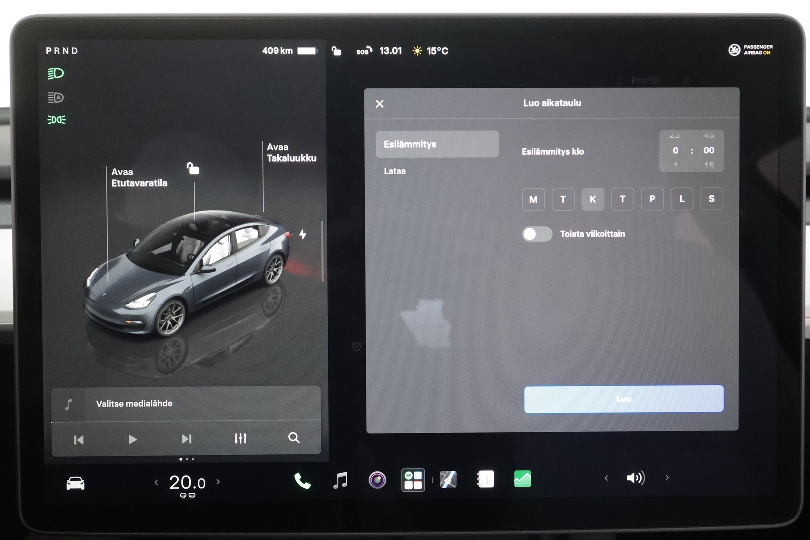TESLA MODEL 3 2023