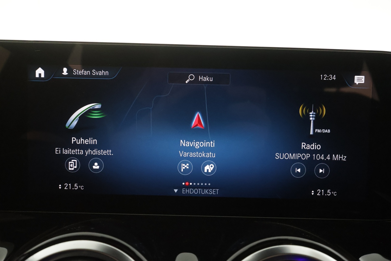 MERCEDES-BENZ EQB 2023
