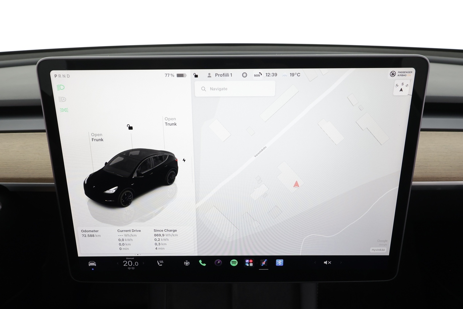 TESLA Model Y 2023