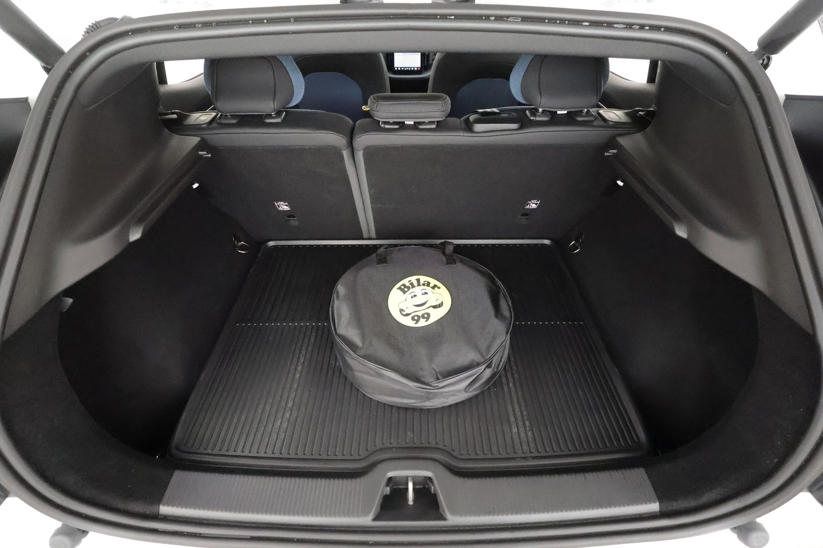 VOLVO EX30 2025