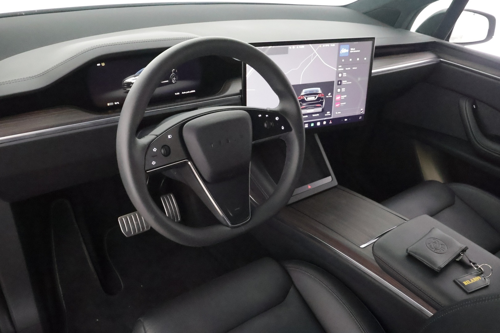 TESLA MODEL X 2025
