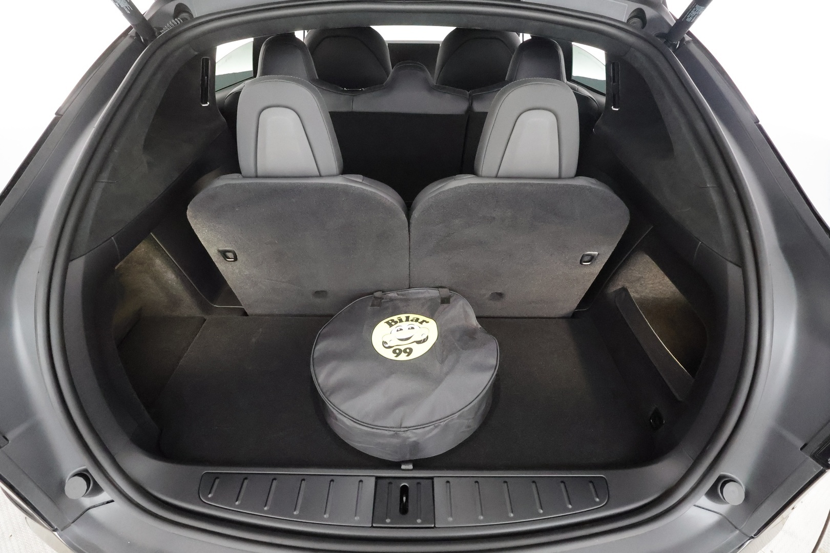 TESLA MODEL X 2025