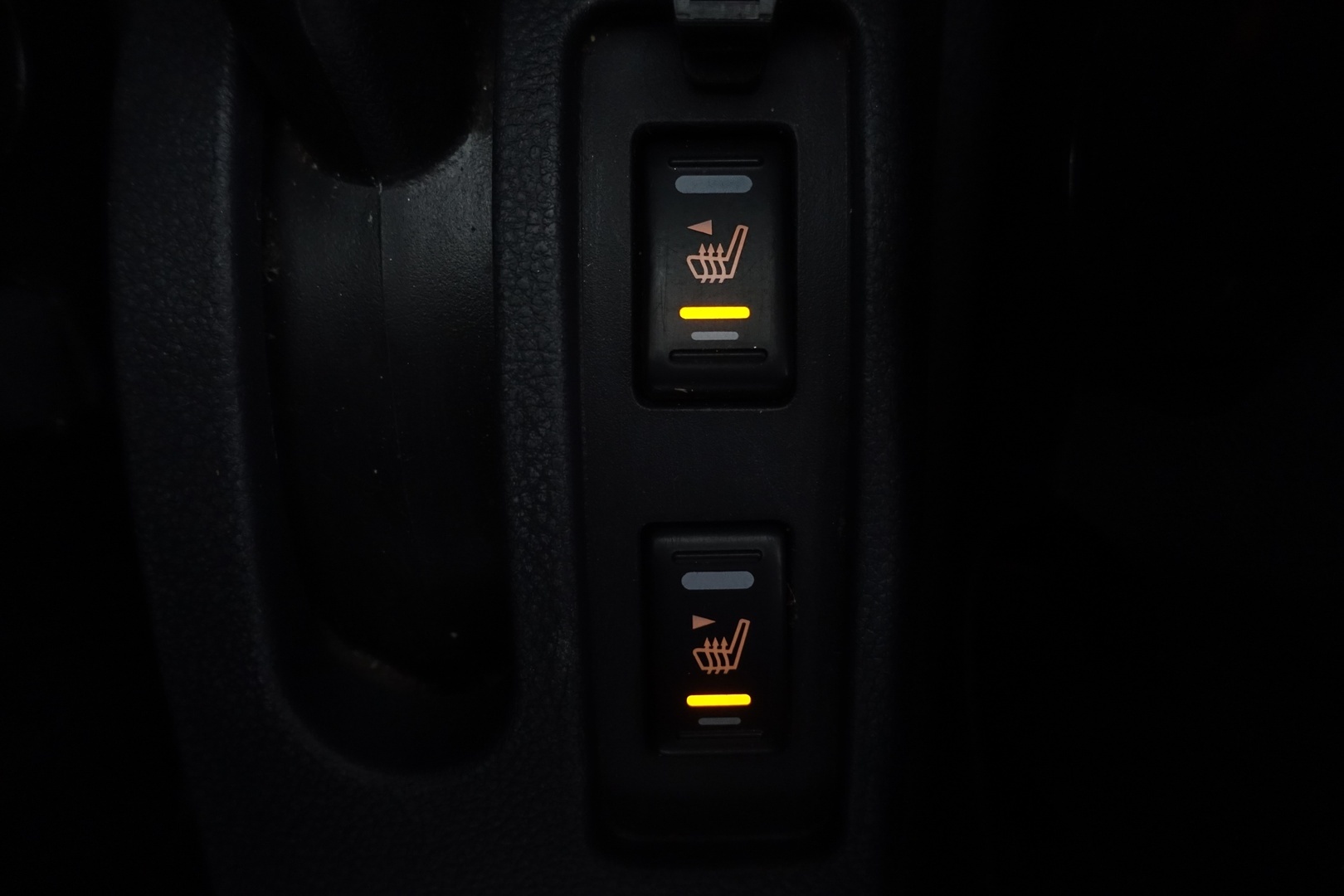 NISSAN Tiida 2010