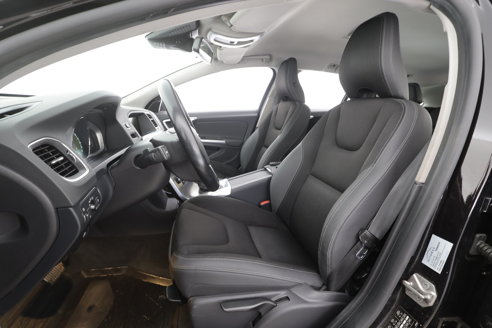 VOLVO V60 2014