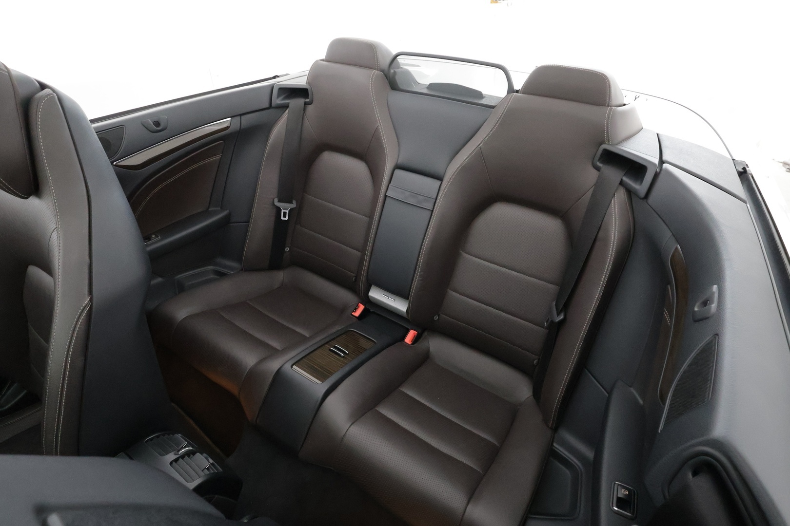 MERCEDES-BENZ E 2013