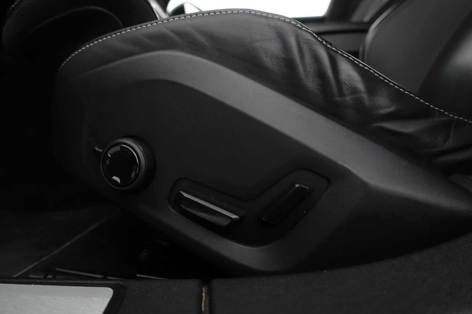 VOLVO S60 2020