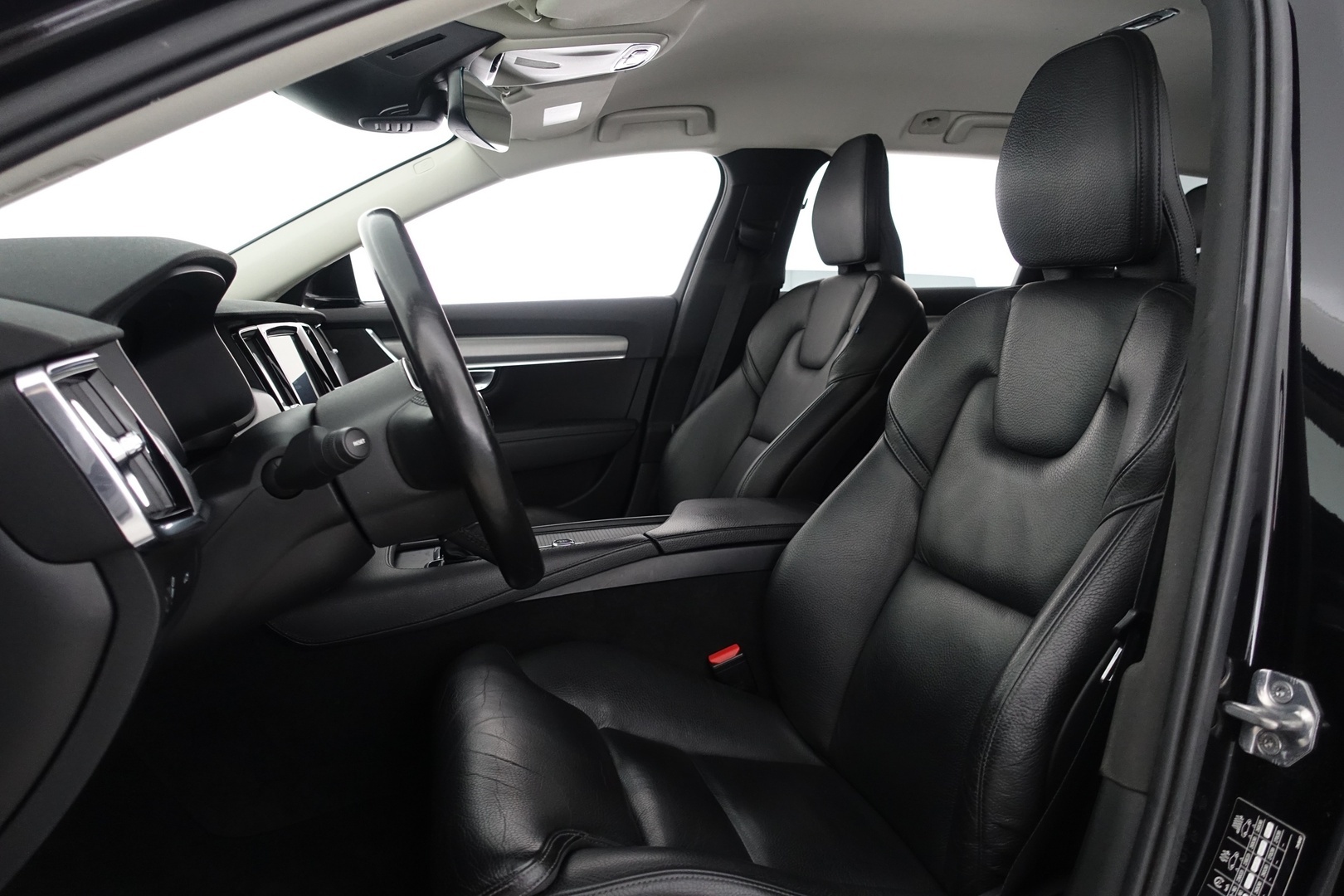 VOLVO V90 2019