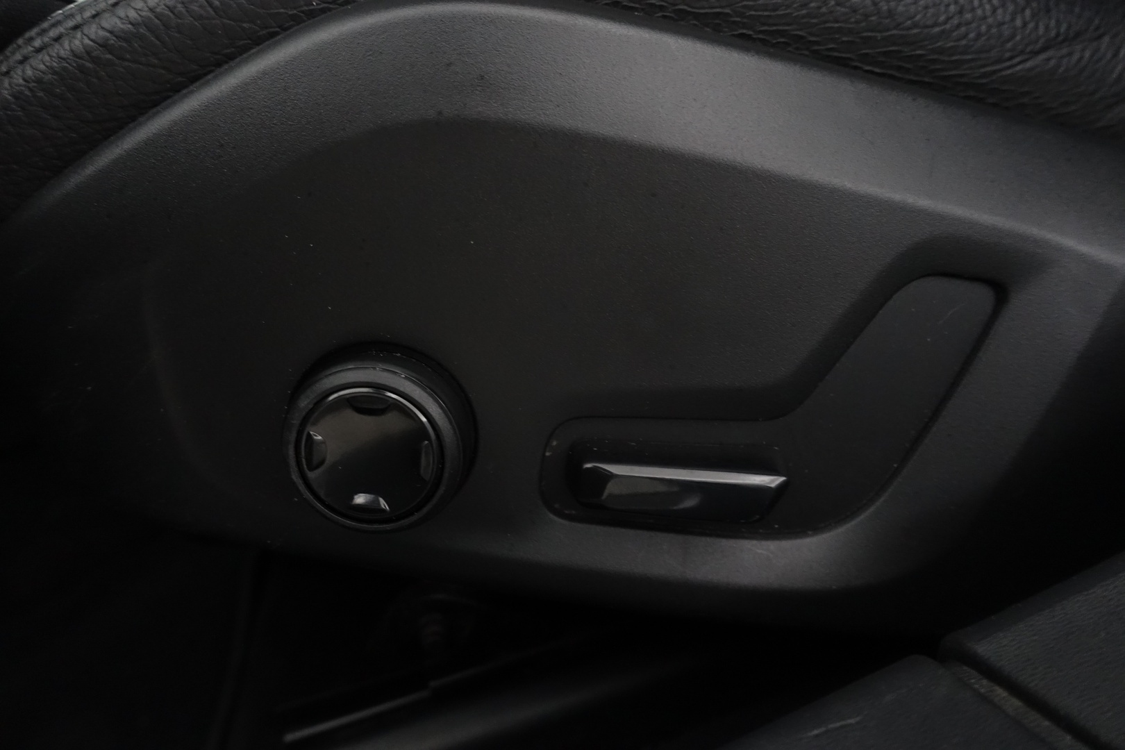 VOLVO V90 2019