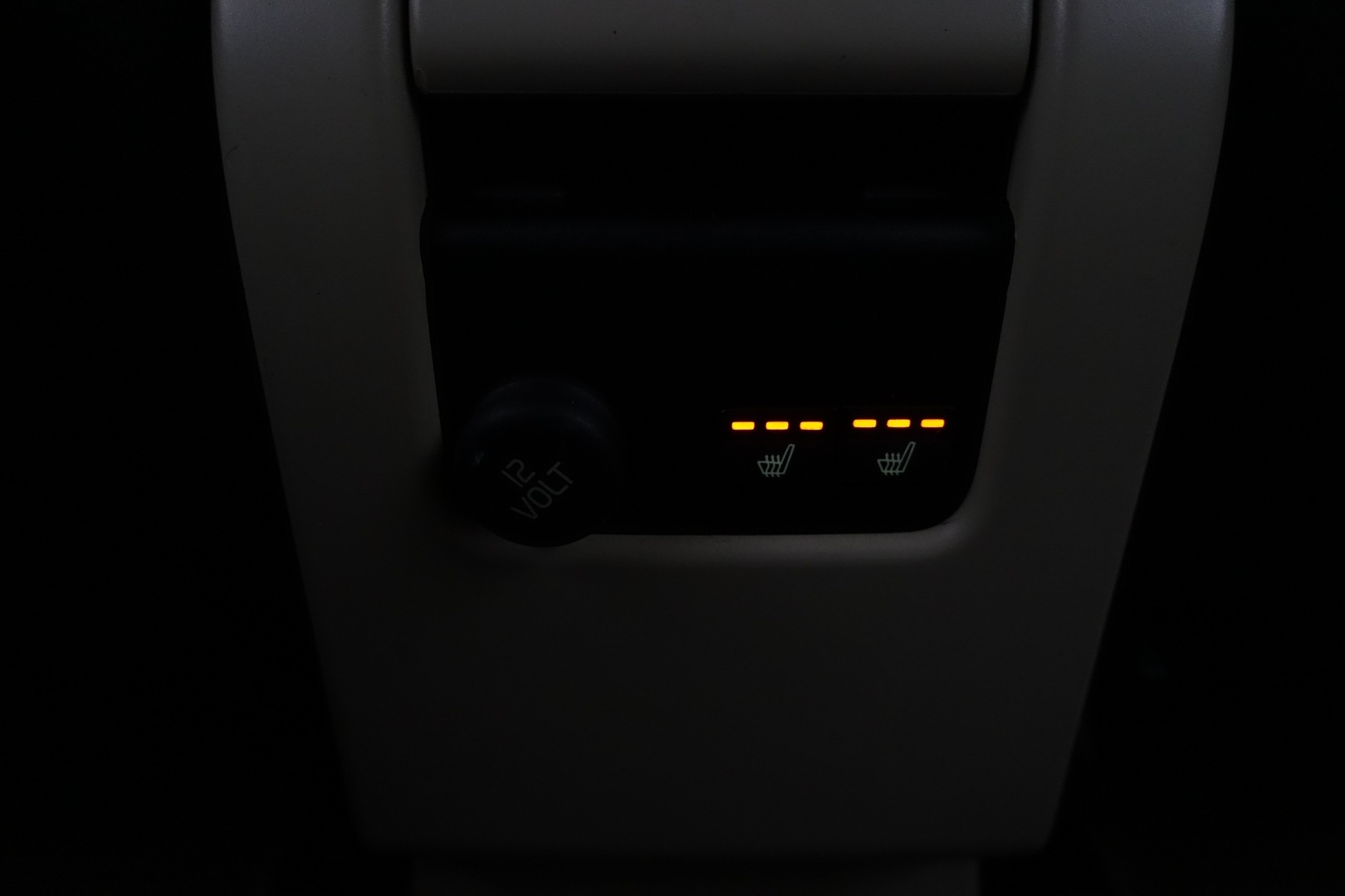 VOLVO XC60 2010