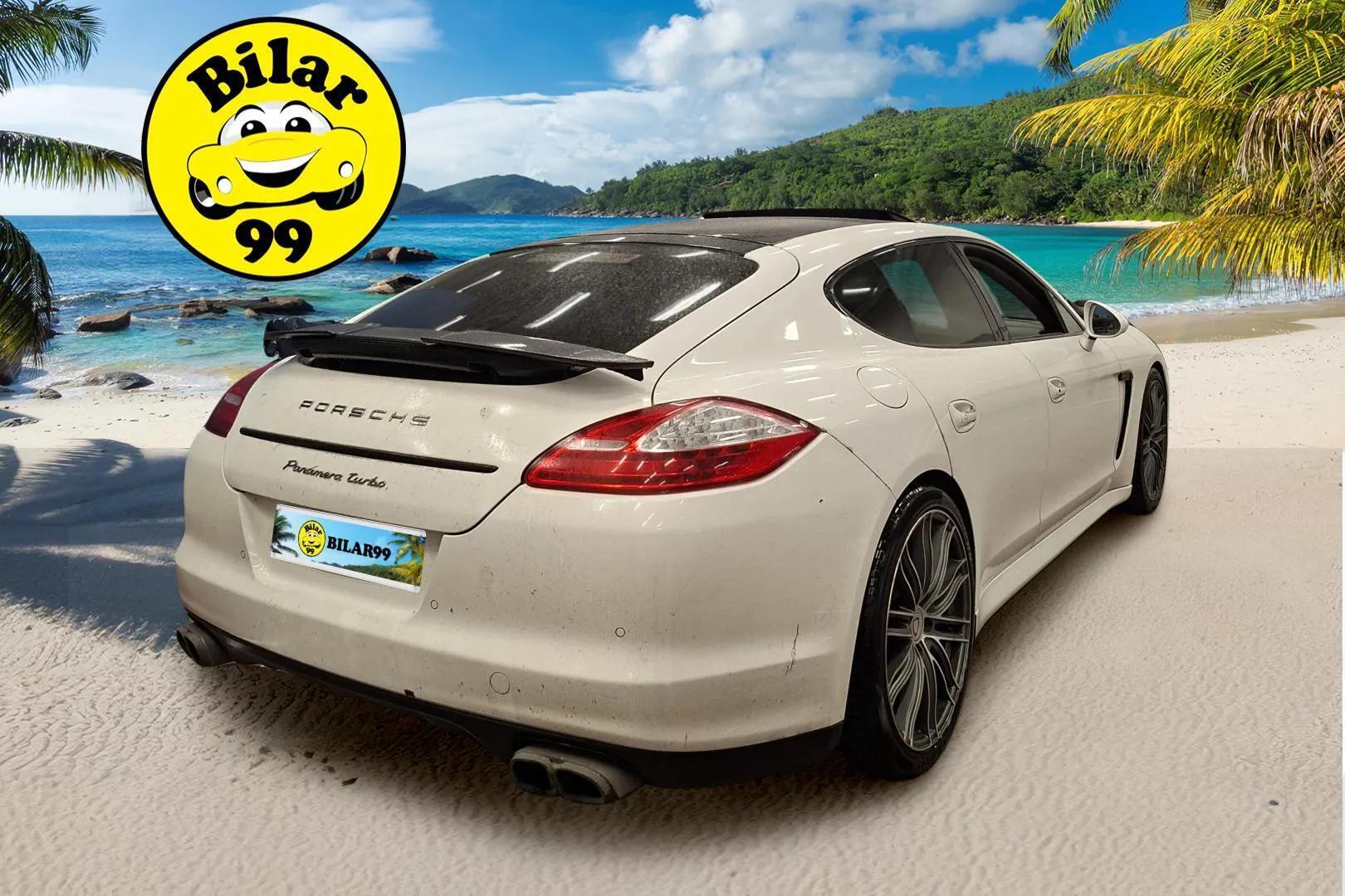 PORSCHE Panamera 2010