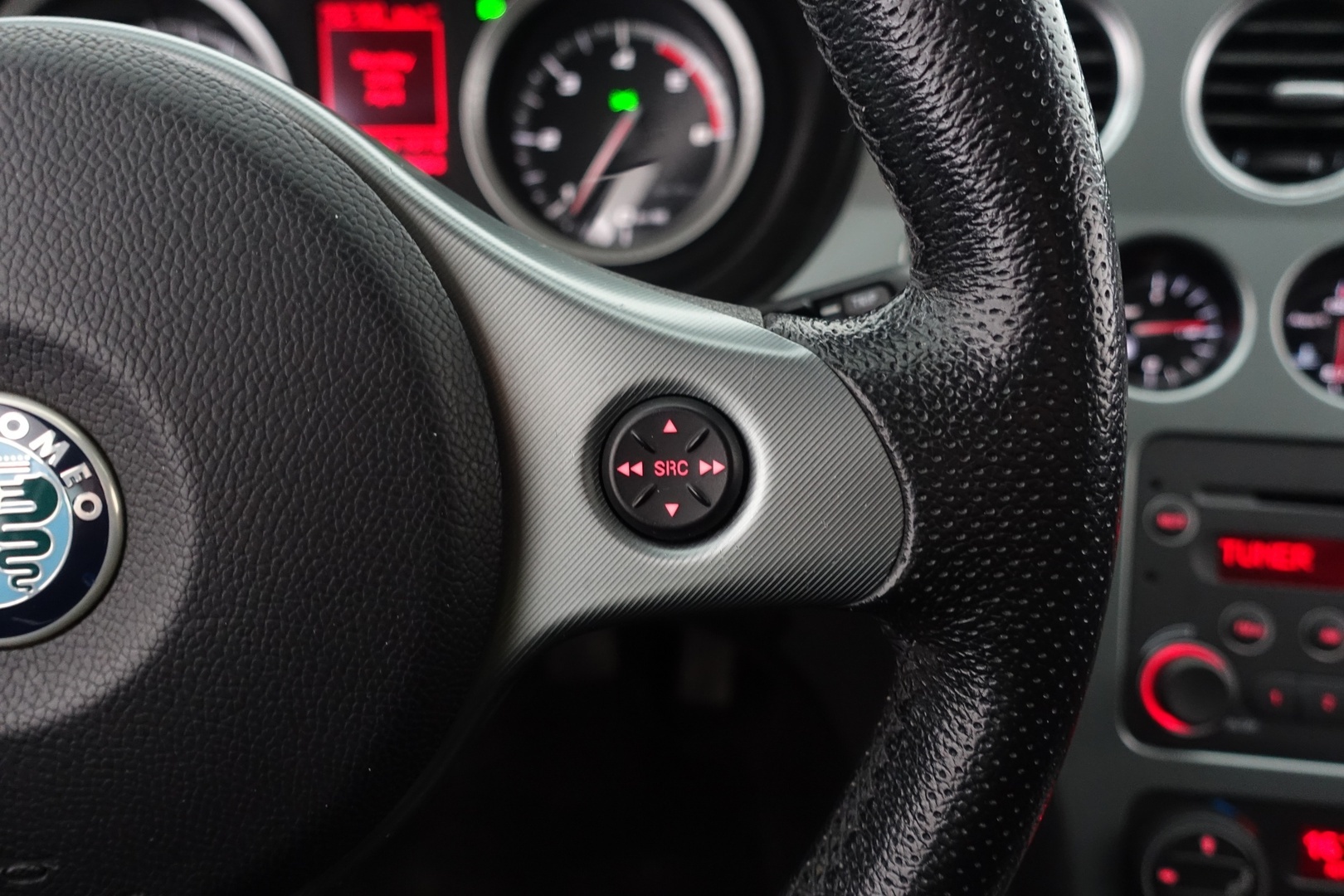 ALFA ROMEO 159 2011