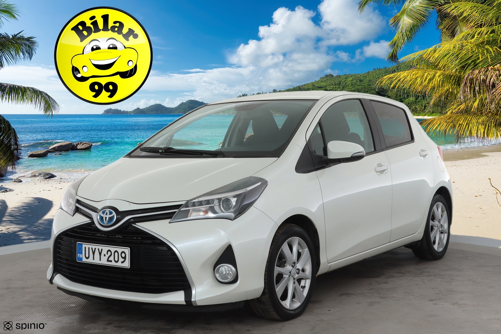 TOYOTA Yaris 2015