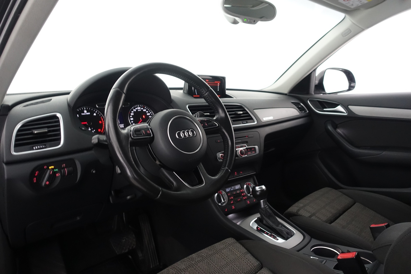 AUDI Q3 2014