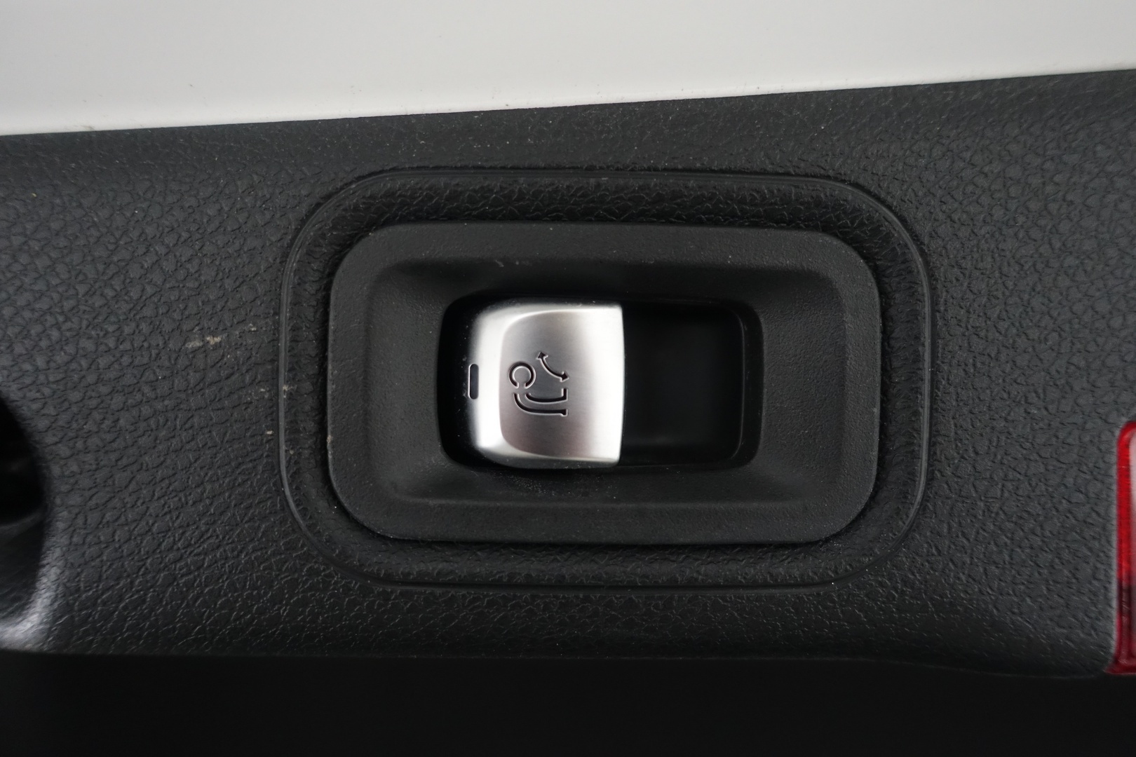 MERCEDES-BENZ E 2021