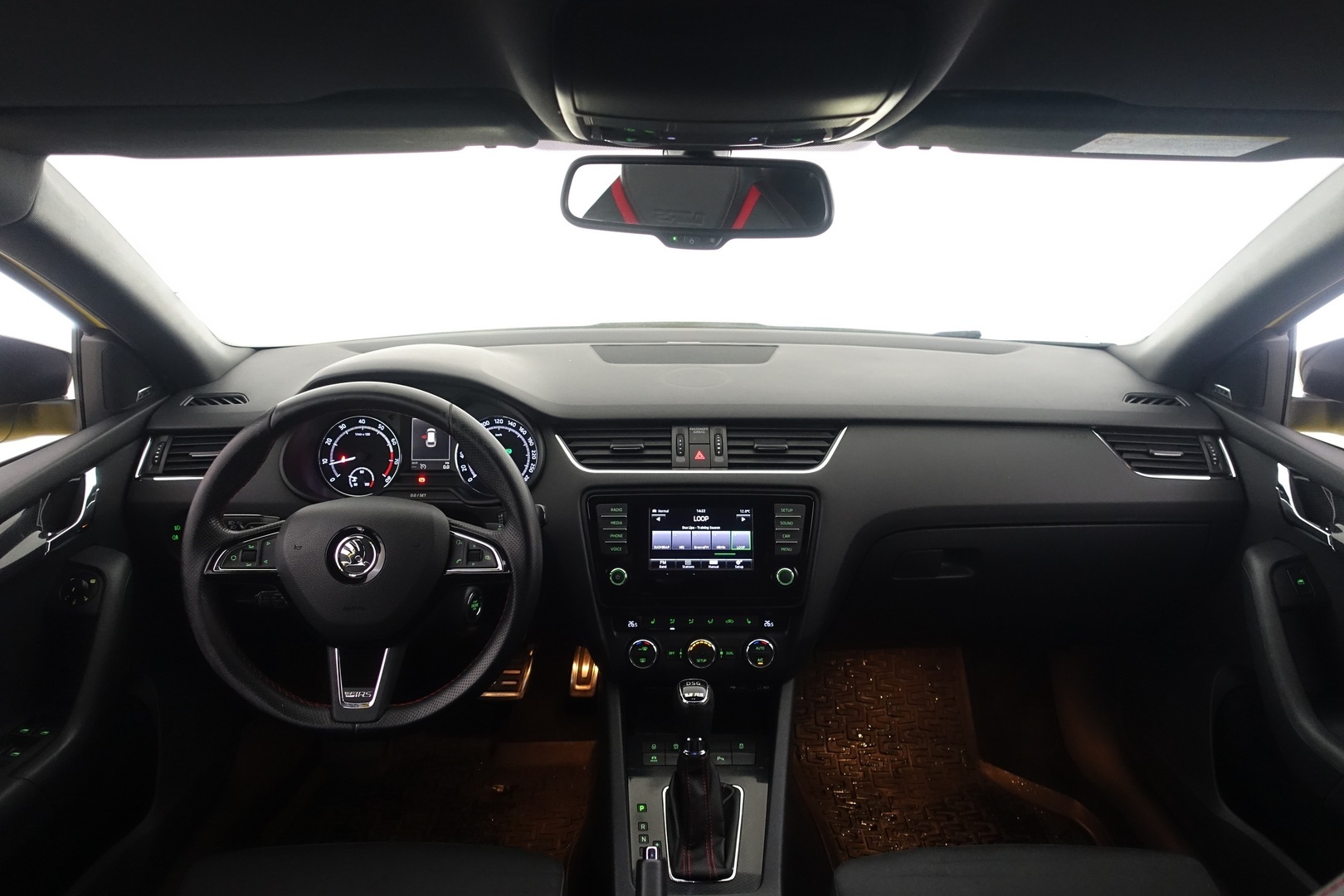 SKODA Octavia 2014